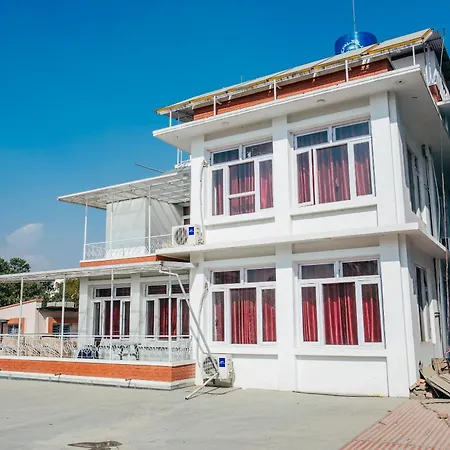 Oyo 11474 Gangaur Regency Boutique Hotel