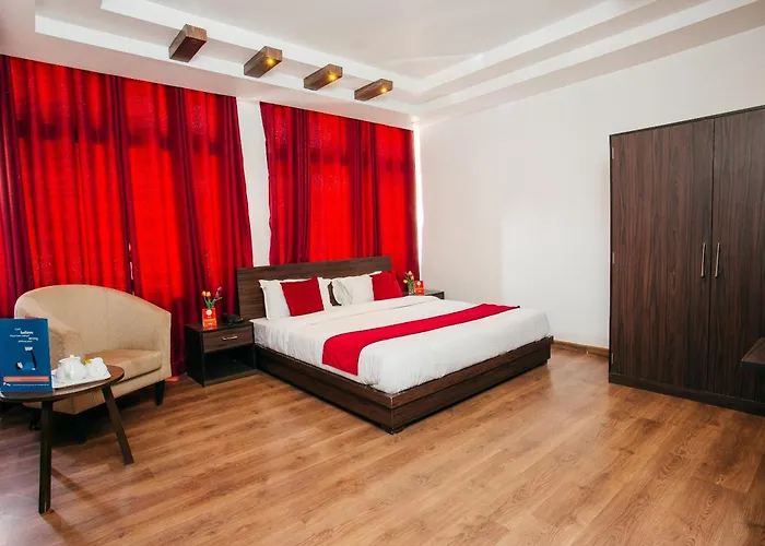 Oyo 11474 Gangaur Regency Boutique